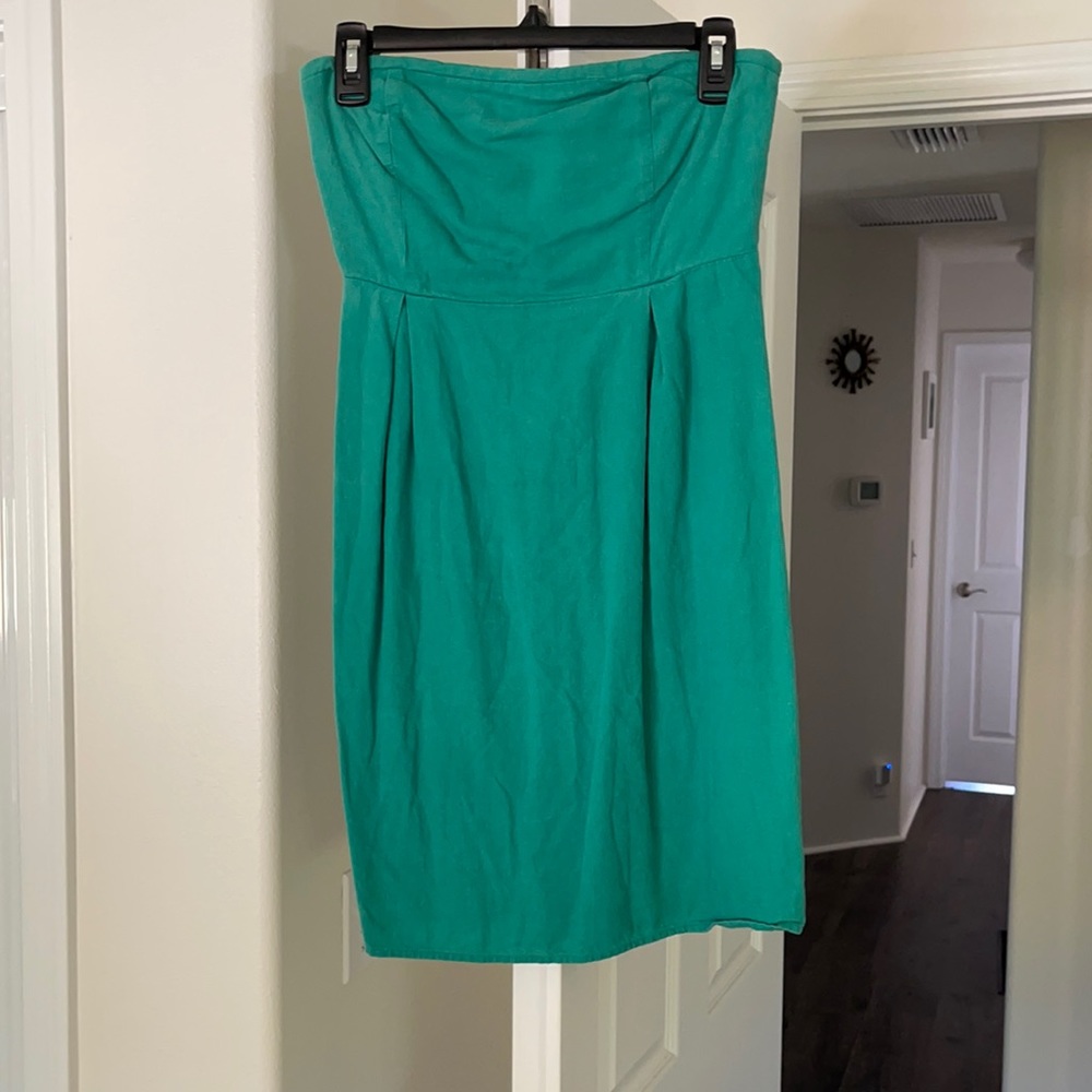 Strapless dress